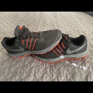 Nike Swift SE Running Shoes